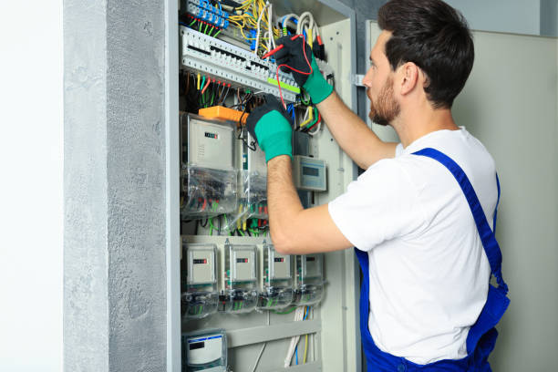 Best Electrical Outlet Repair  in Fond Du Lac, WI
