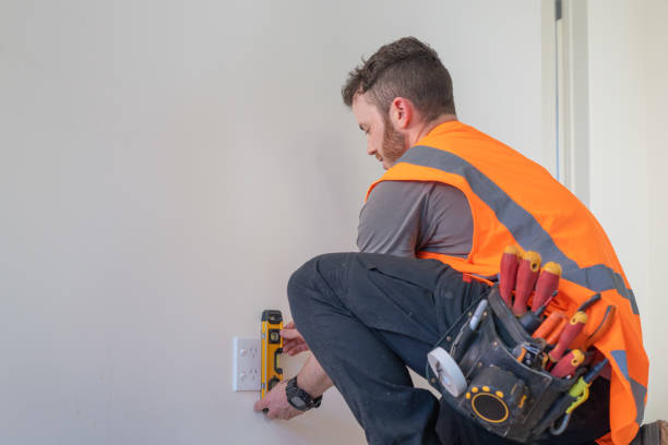 Best Affordable Emergency Electrician  in Fond Du Lac, WI