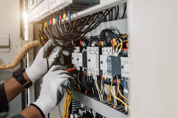 Best Licensed Electrician  in Fond Du Lac, WI